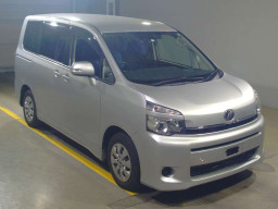 2012 Toyota Voxy