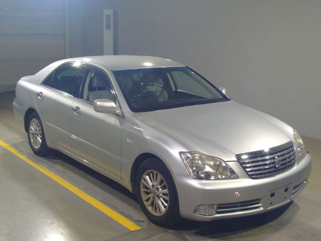 2007 Toyota Crown GRS182[2]