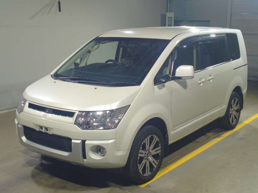 2013 Mitsubishi Delica D5 CV1W[0]