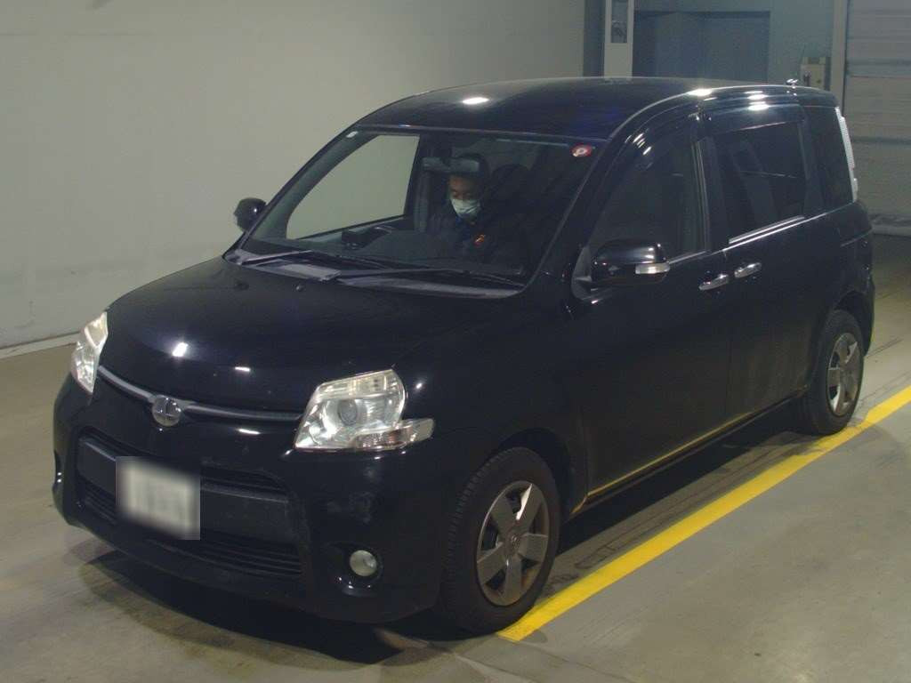 2012 Toyota Sienta NCP81G[0]