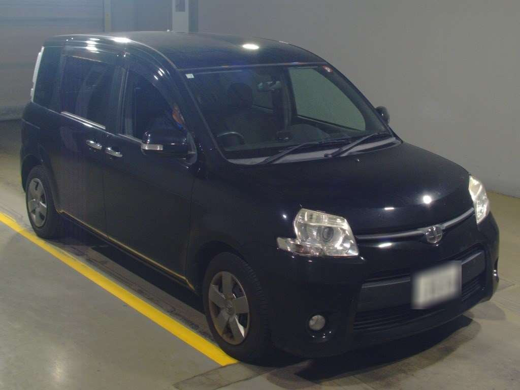 2012 Toyota Sienta NCP81G[2]