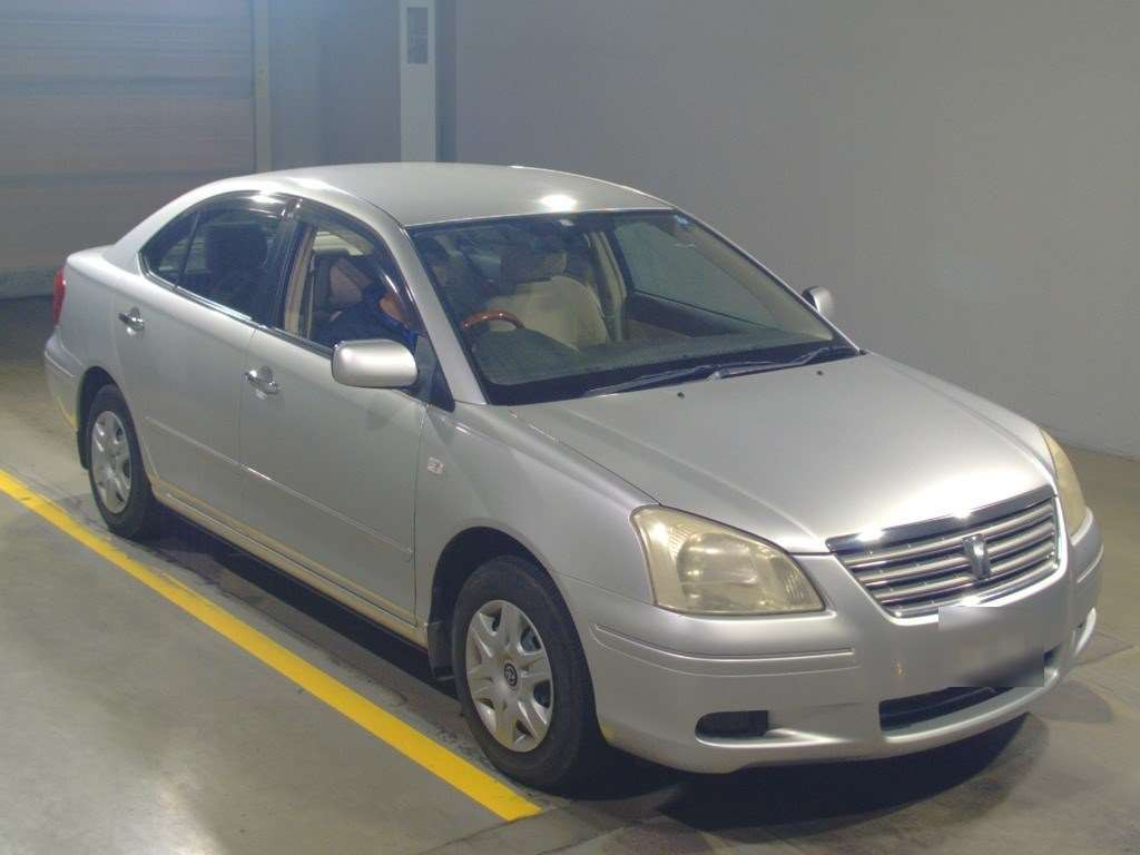 2005 Toyota Premio ZZT240[2]