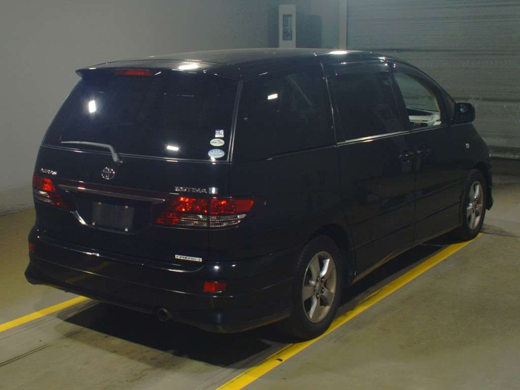 2004 Toyota Estima ACR30W[1]