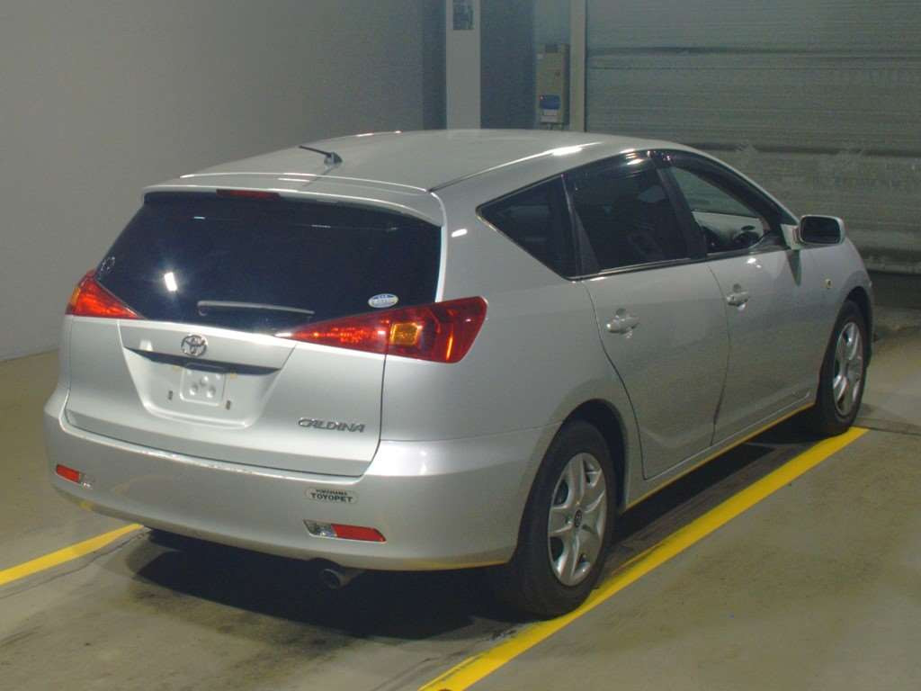 2003 Toyota Caldina ZZT241W[1]