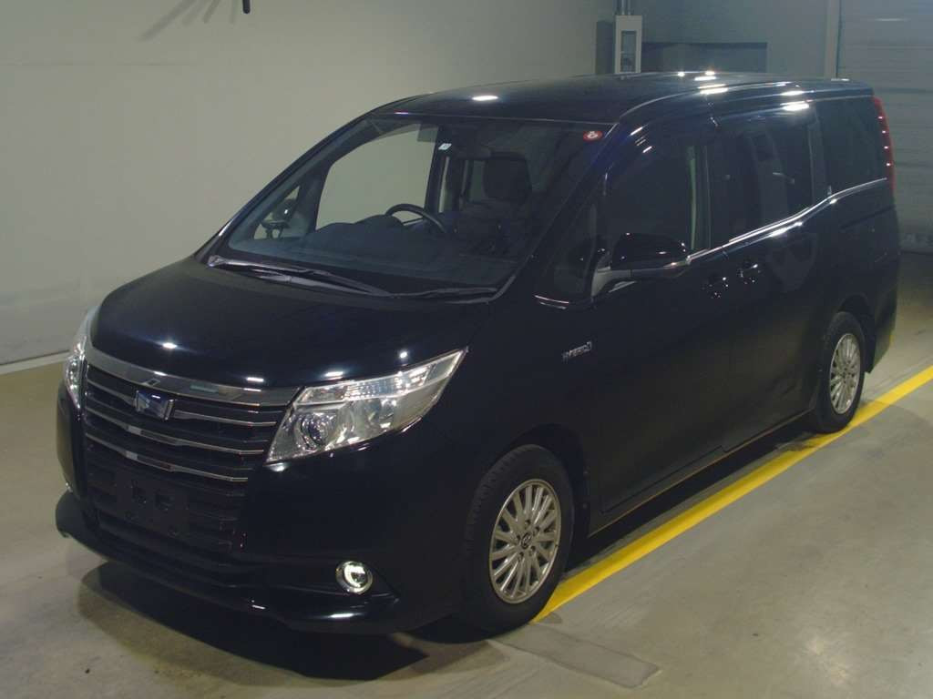 2015 Toyota Noah ZWR80G[0]