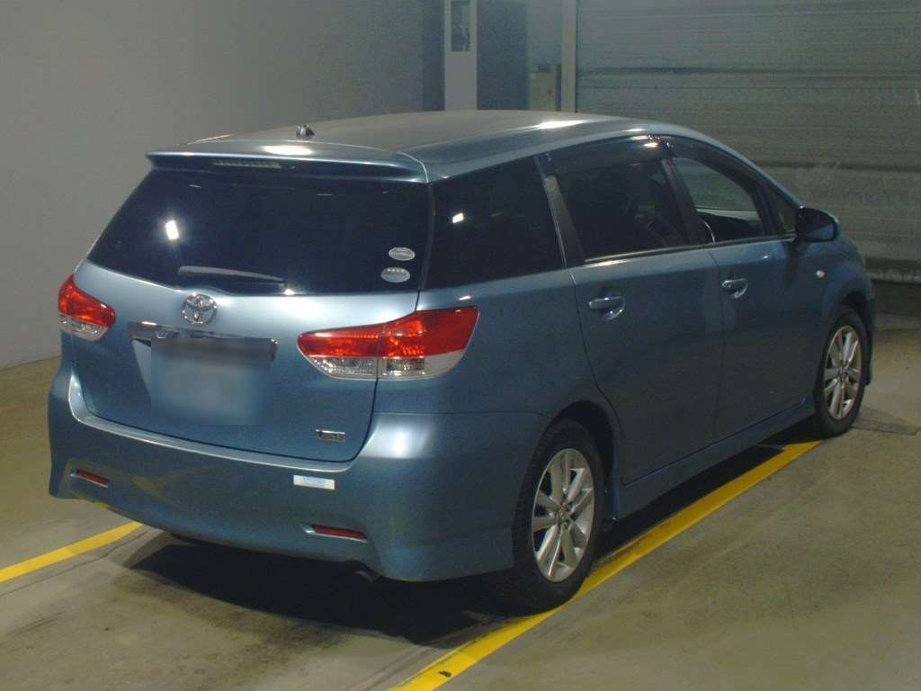 2012 Toyota Wish ZGE20W[1]