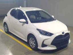 2021 Toyota YARIS