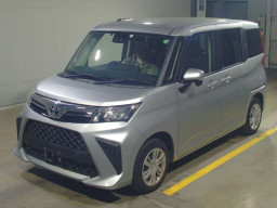 2022 Toyota Roomy