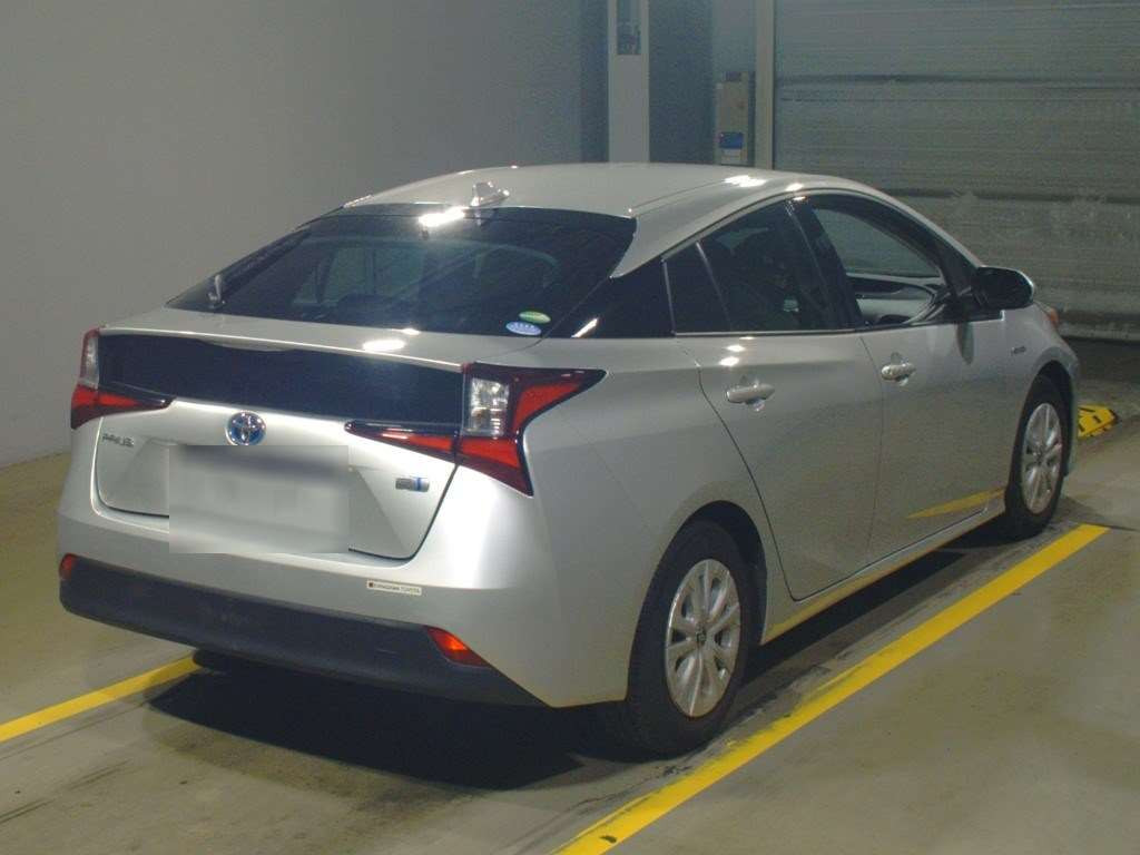 2019 Toyota Prius ZVW51[1]