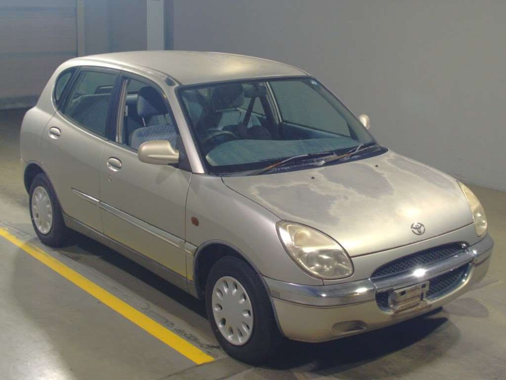 2001 Toyota Duet M100A[2]