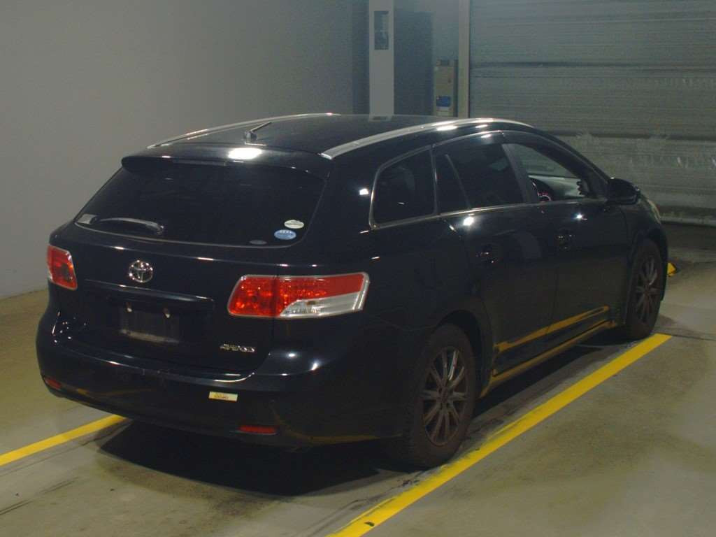 2012 Toyota Avensis Wagon ZRT272W[1]