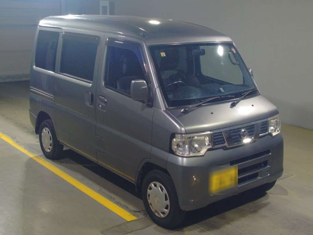 2013 Nissan NV100 Clipper U71V[2]