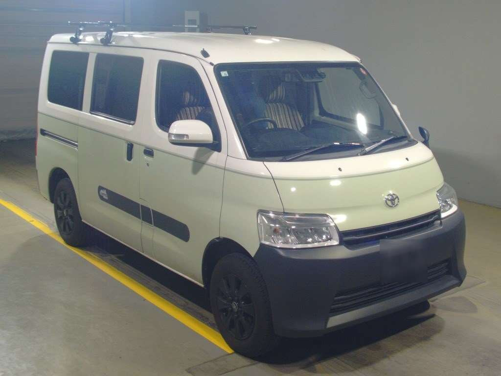 2022 Toyota Townace Van S413M[0]