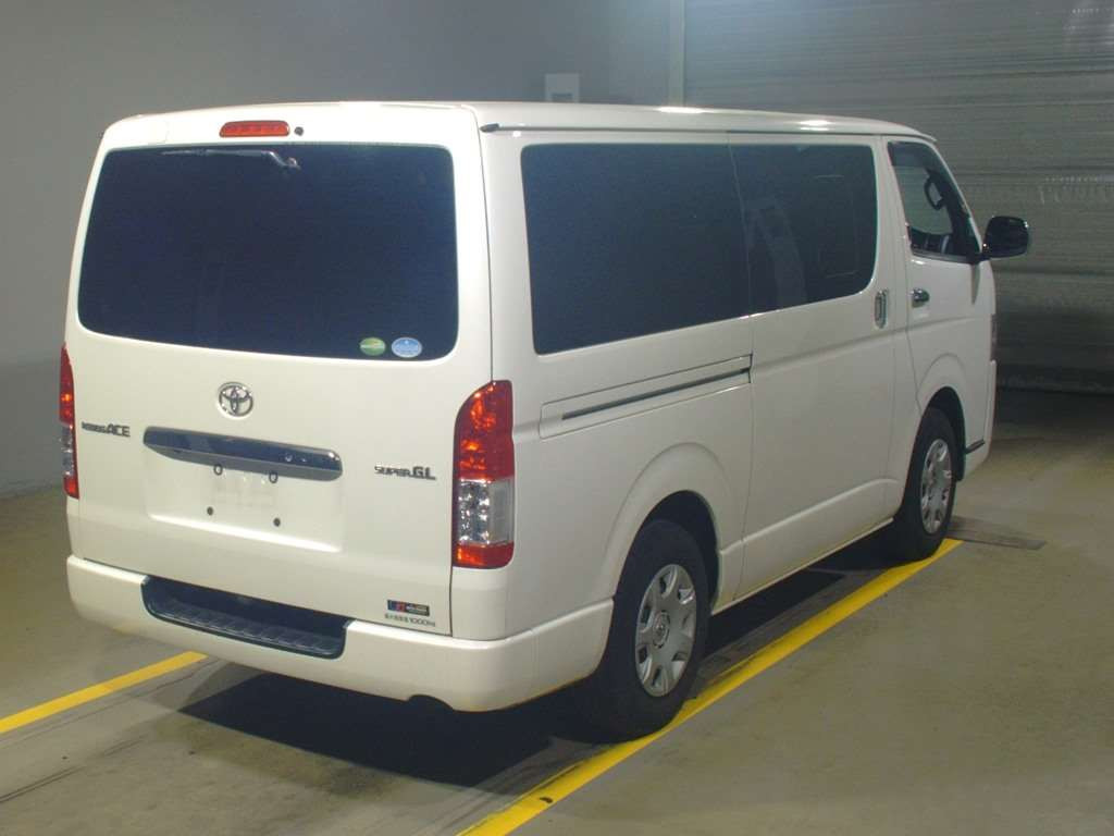 2019 Toyota Regiusace Van GDH201V[1]