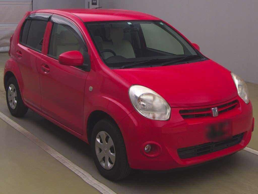 2014 Toyota Passo KGC30[2]