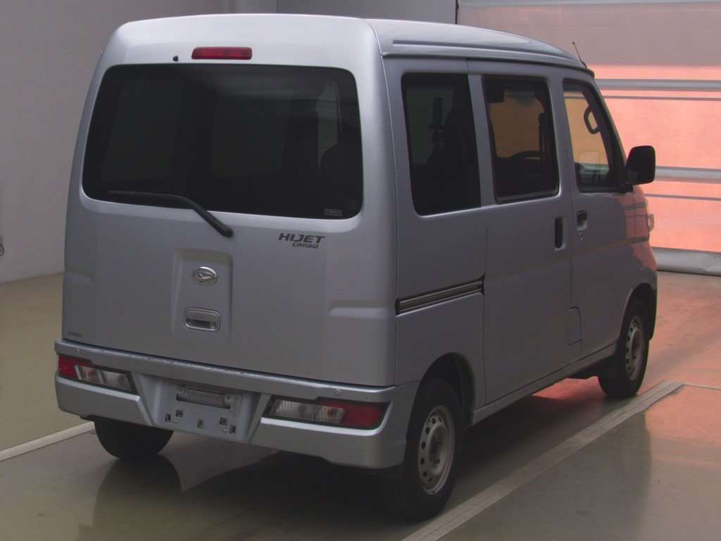 2018 Daihatsu Hijet Cargo S321V[1]