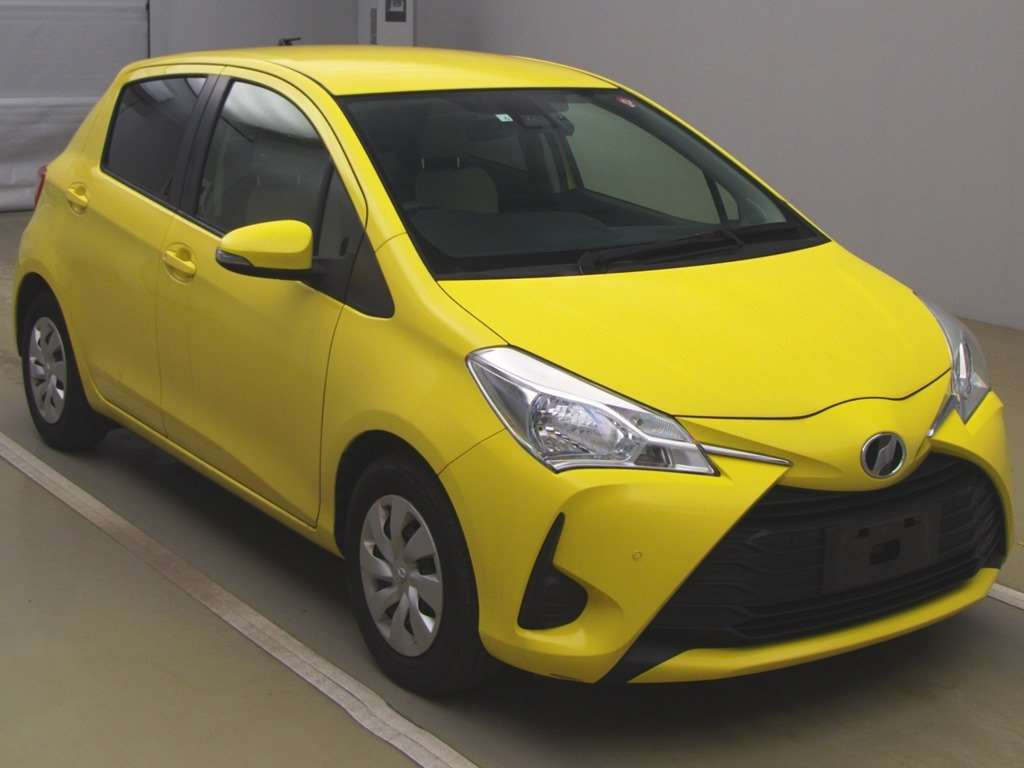 2018 Toyota Vitz NSP130[2]