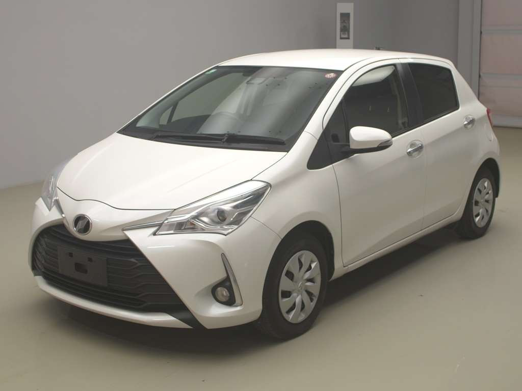 2019 Toyota Vitz KSP130[0]