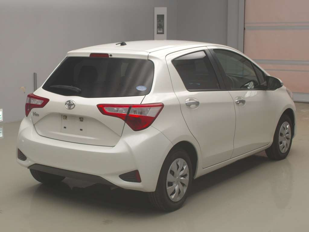 2019 Toyota Vitz KSP130[1]