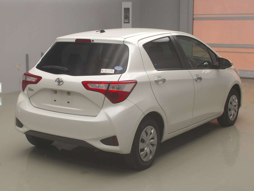 2019 Toyota Vitz KSP130[1]