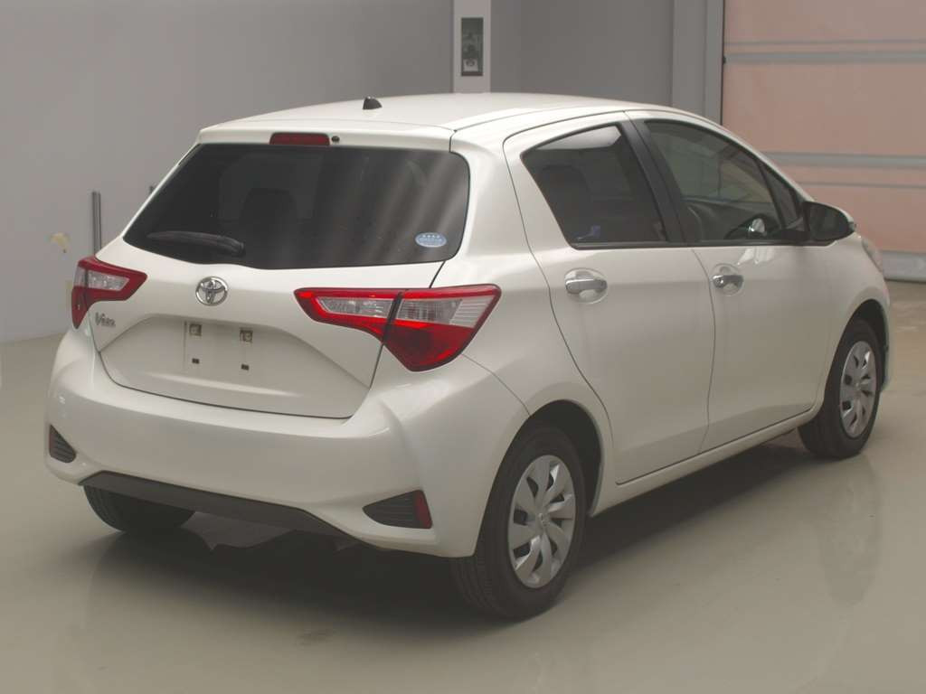 2019 Toyota Vitz KSP130[1]