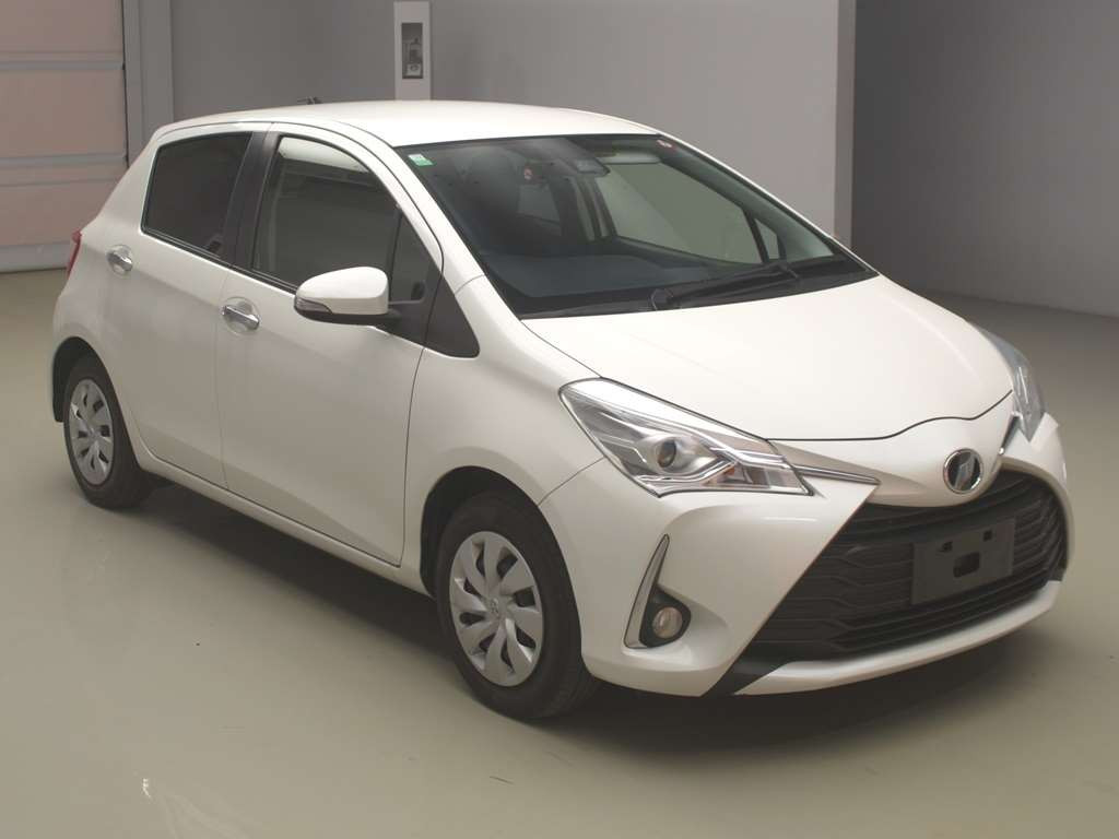 2019 Toyota Vitz KSP130[2]