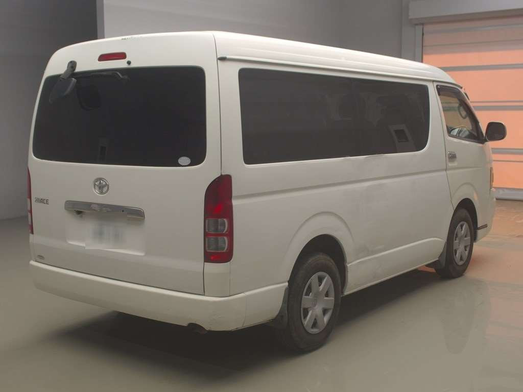 2007 Toyota Hiace Wagon TRH214W[1]