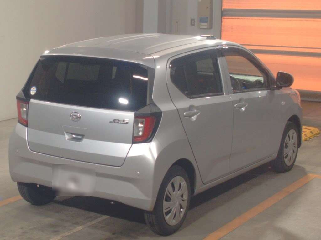 2021 Daihatsu Mira es LA350S[1]