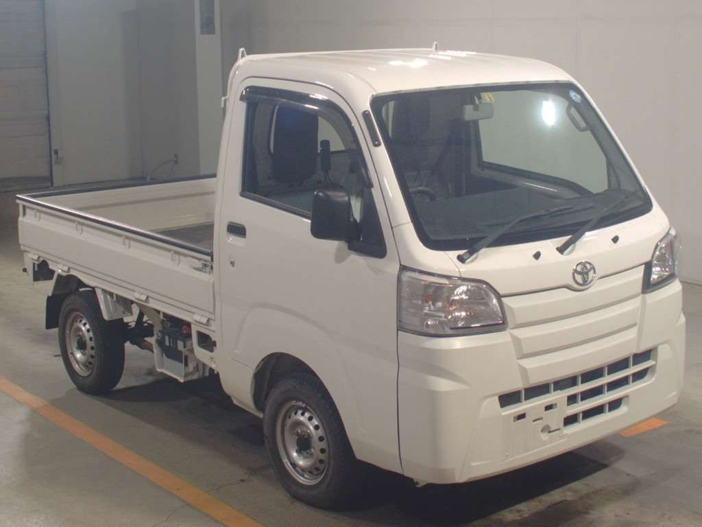 2016 Toyota Pixis Truck S500U[2]