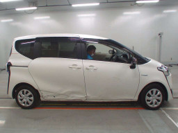 2016 Toyota Sienta