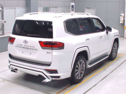 2023 Toyota Land Cruiser