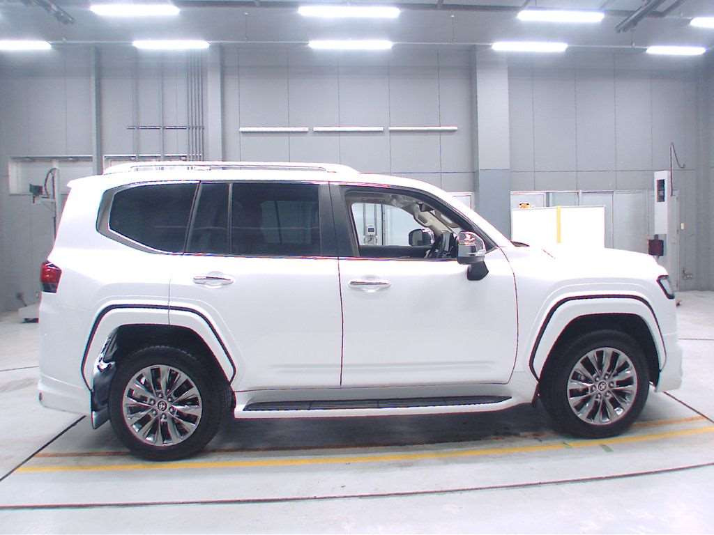 2023 Toyota Land Cruiser VJA300W[2]