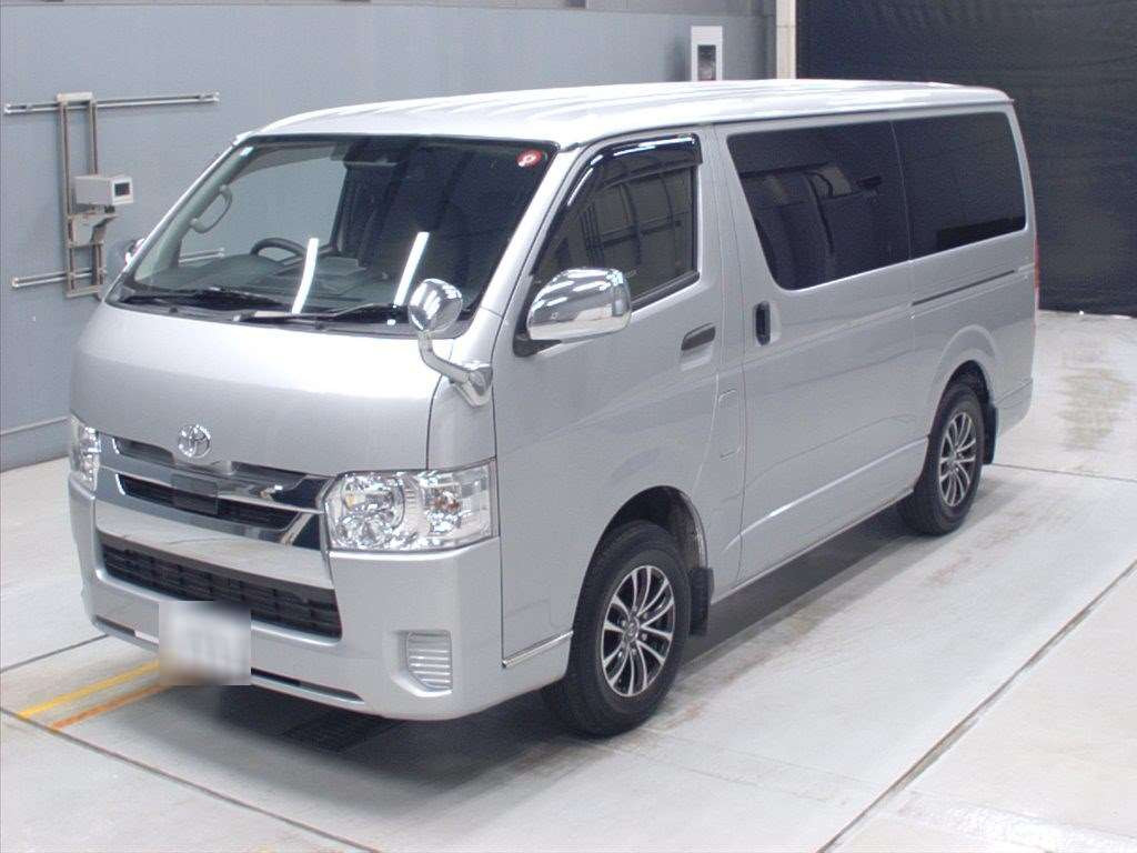 2018 Toyota Hiace Van TRH200V[0]