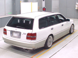 2003 Toyota Crown Estate