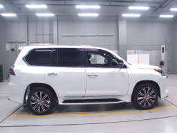 2021 Lexus LX