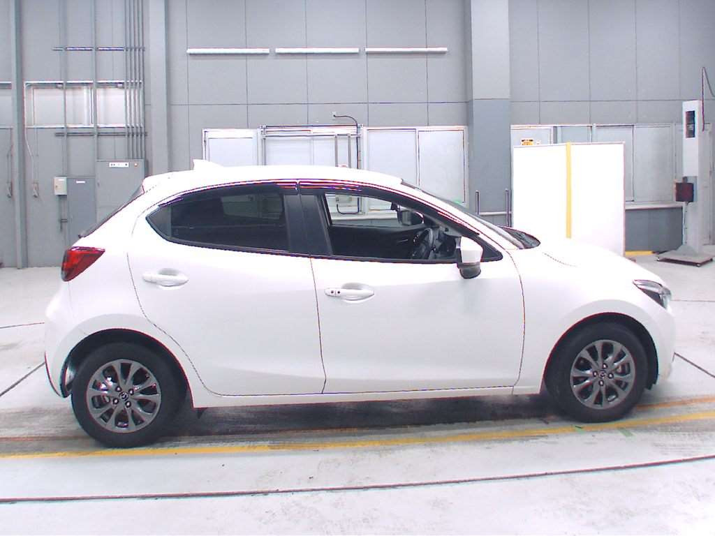 2019 Mazda Demio DJLFS[2]