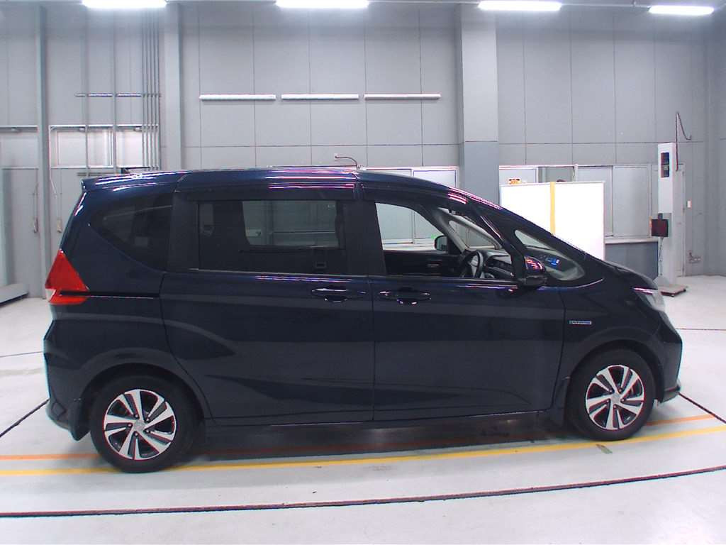 2020 Honda Freed hybrid GB7[2]