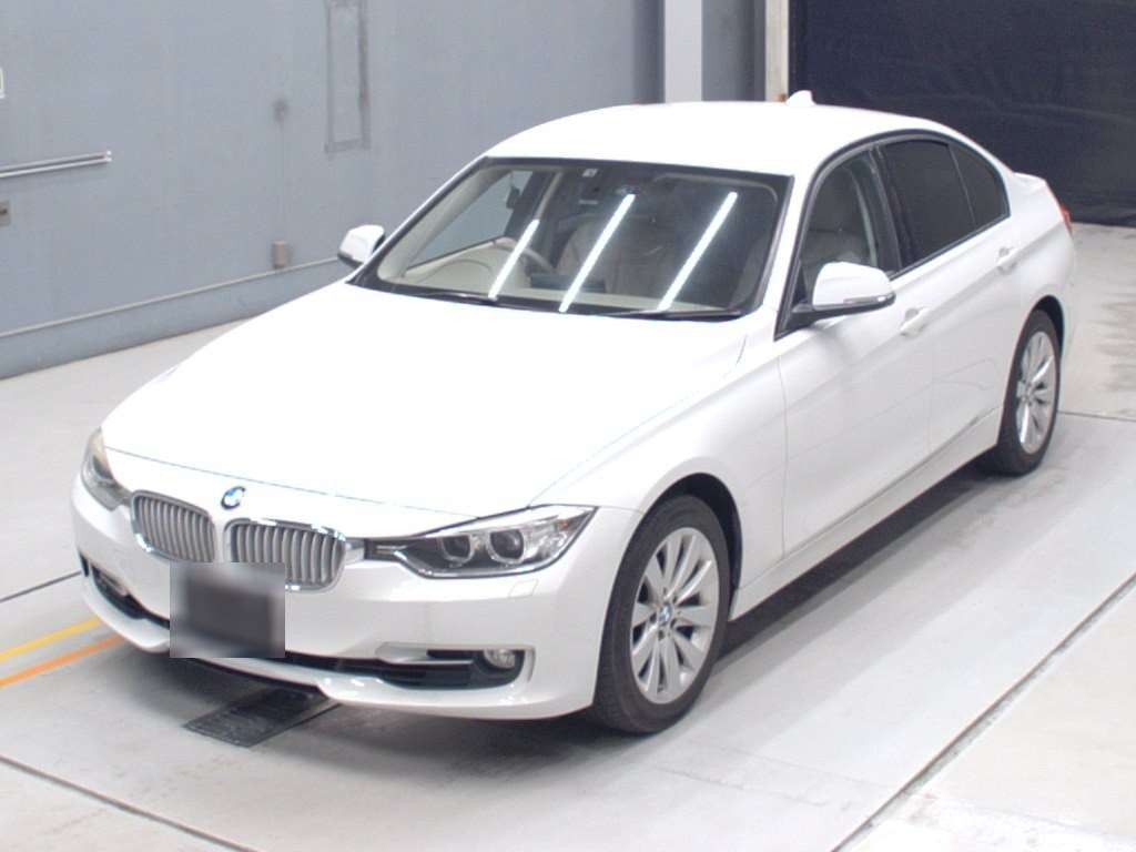 2012 BMW 3 Series 3B20[0]