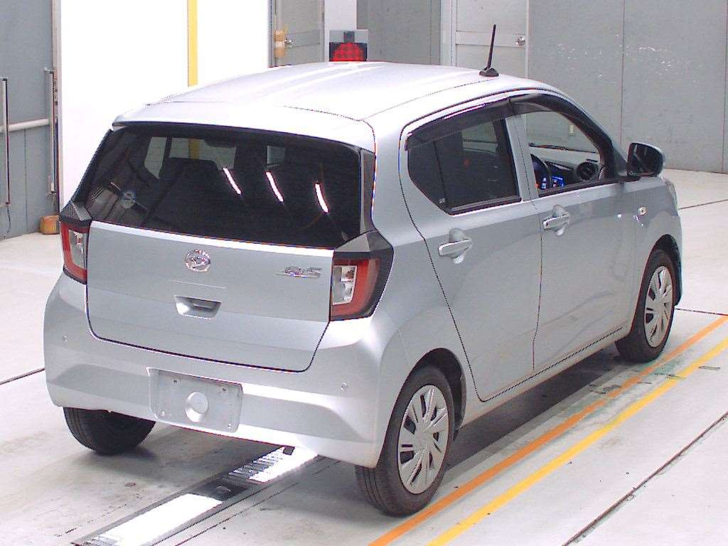 2021 Daihatsu Mira es LA350S[1]