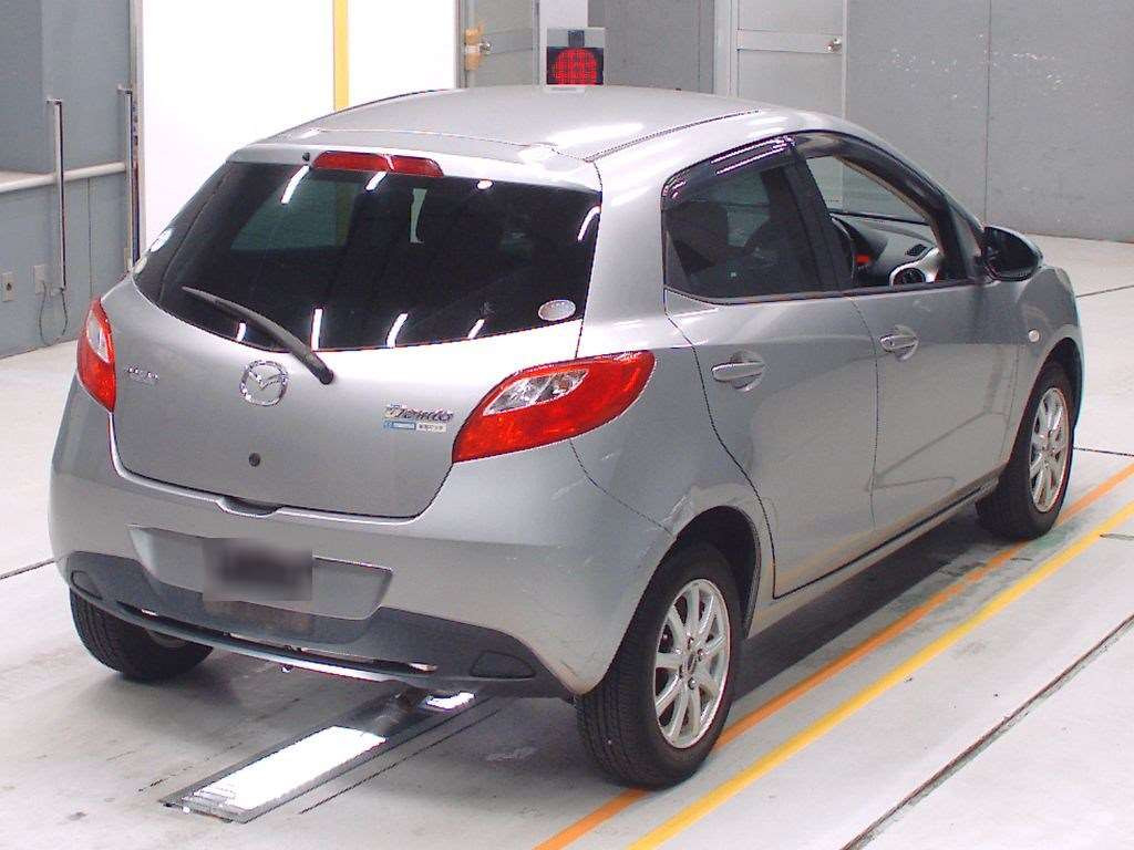 2011 Mazda Demio DE3FS[1]