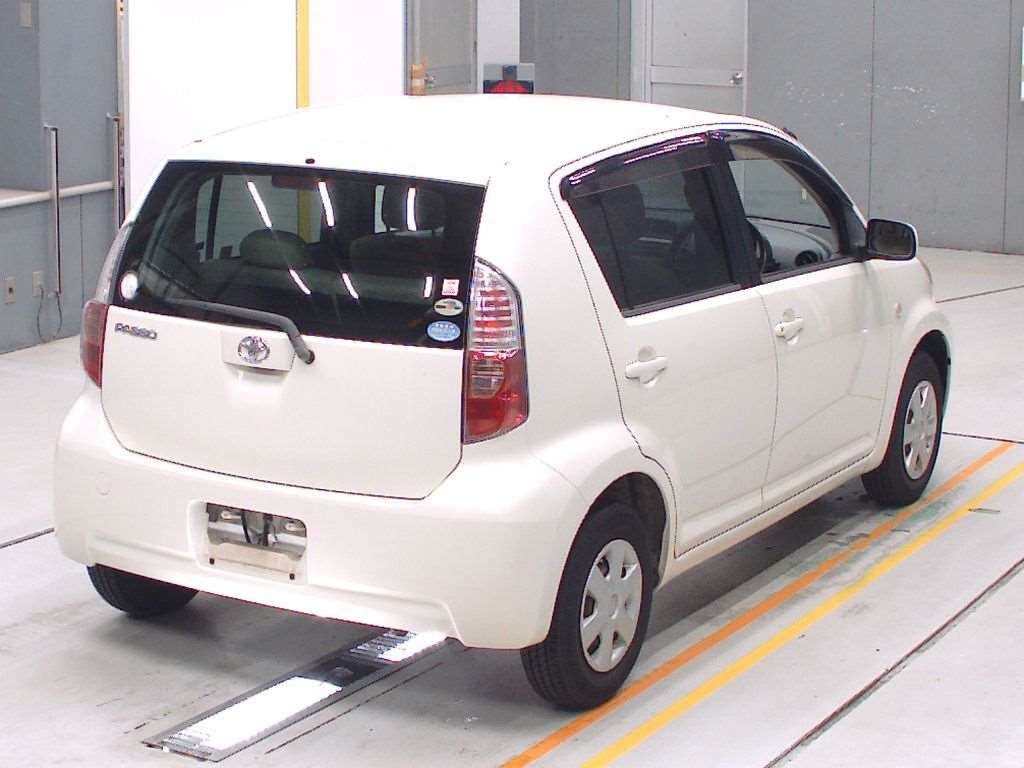 2009 Toyota Passo KGC10[1]