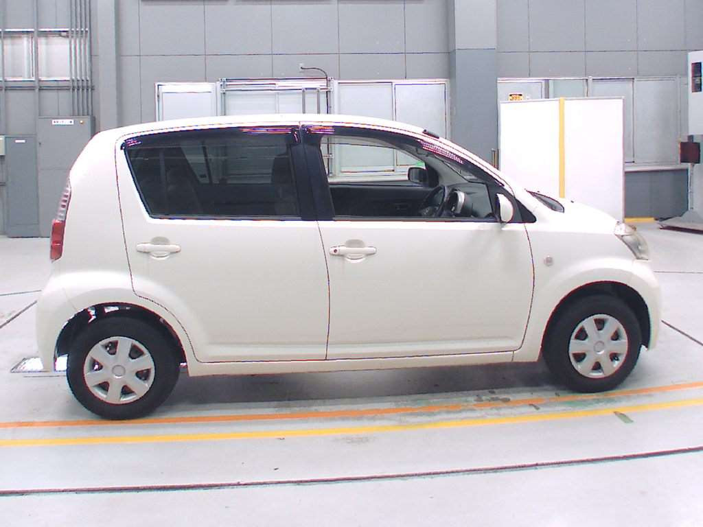 2009 Toyota Passo KGC10[2]