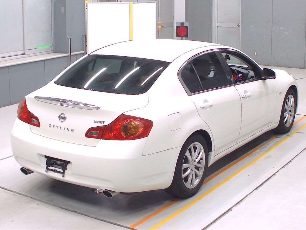 2006 Nissan Skyline PV36[1]