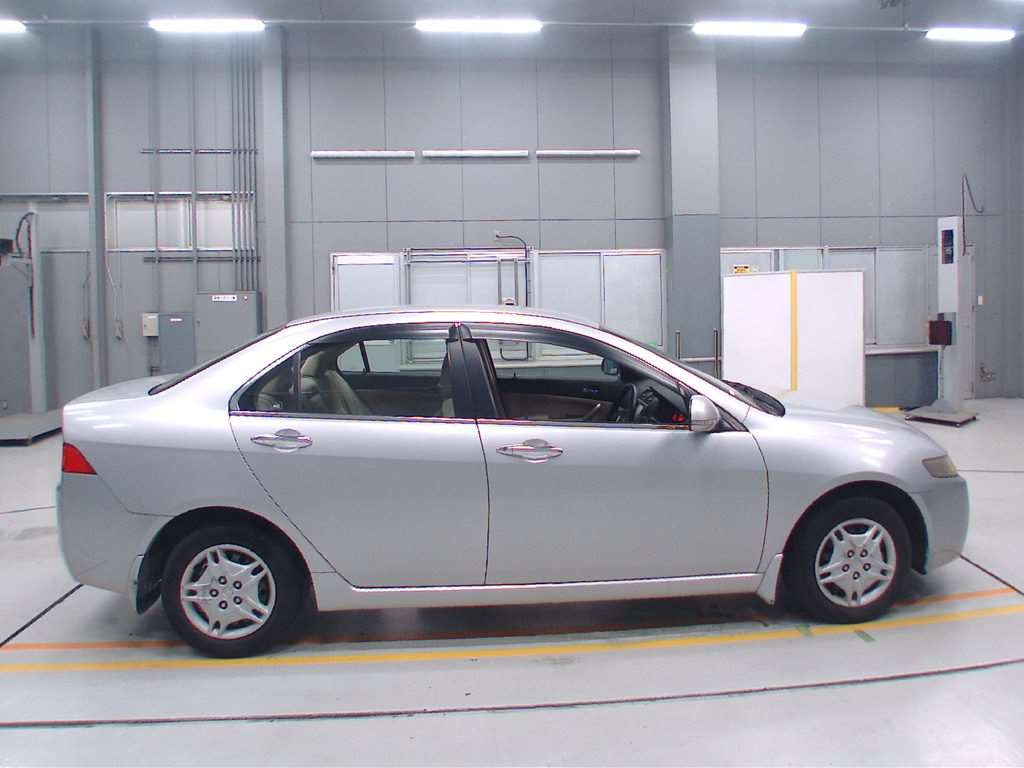 2004 Honda Accord CL7[2]