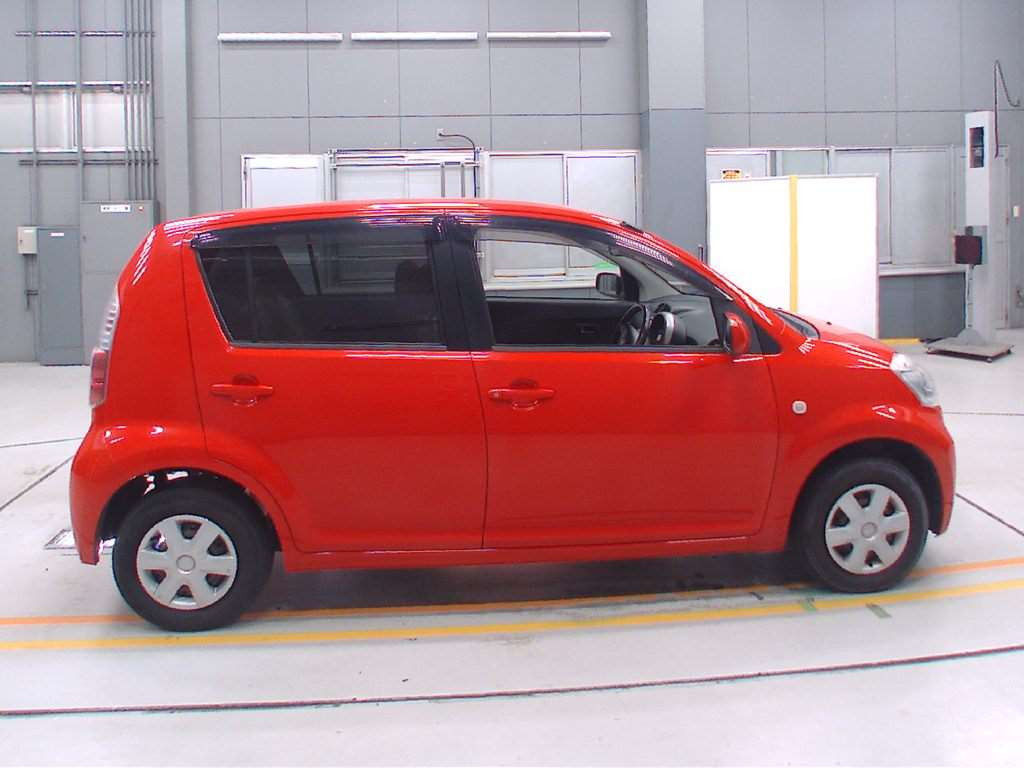 2010 Toyota Passo KGC10[2]