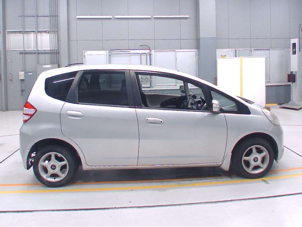 2009 Honda Fit GE6[2]