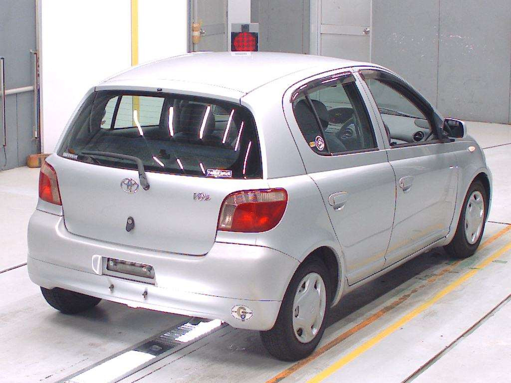 2001 Toyota Vitz SCP10[1]