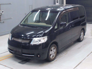 2007 Nissan Serena