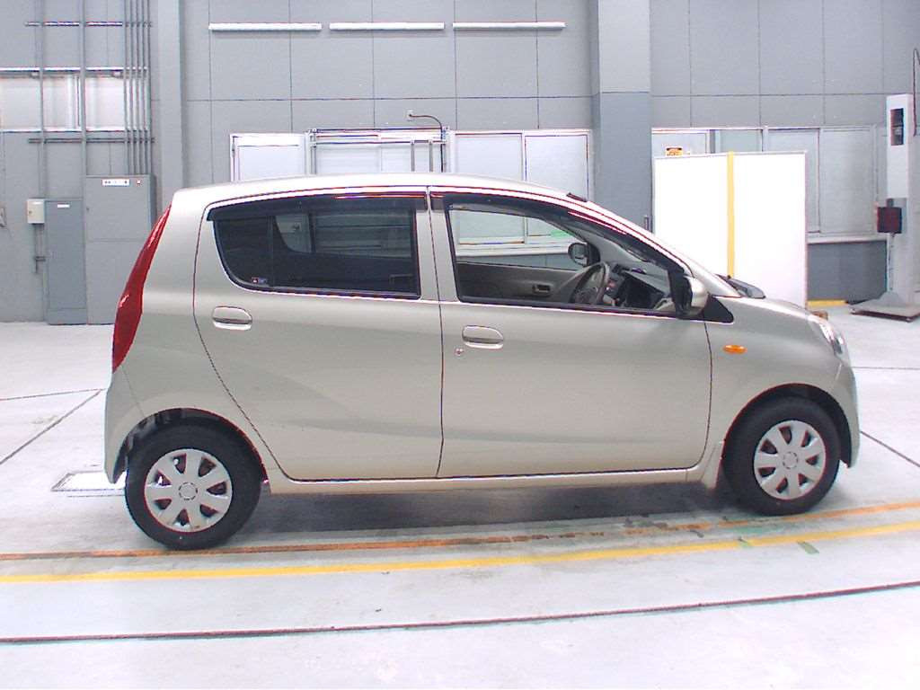 2009 Daihatsu Mira L275S[2]