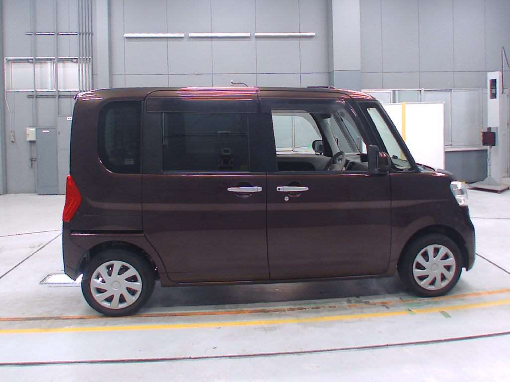 2014 Daihatsu Tanto LA600S[2]